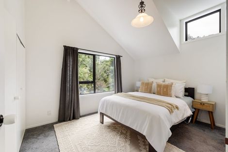 Photo of property in 102 Bowenvale Avenue, Cashmere, Christchurch, 8022
