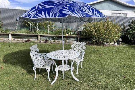 Photo of property in 65a Victoria Street, Coromandel, 3506