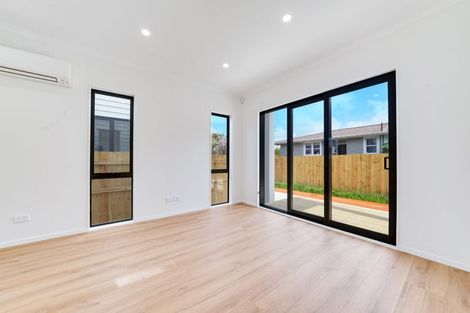 Photo of property in 180 Clevedon Road, Papakura, 2110