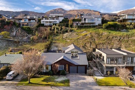 Photo of property in 57 Mcdonnell Road, Arrowtown, 9302