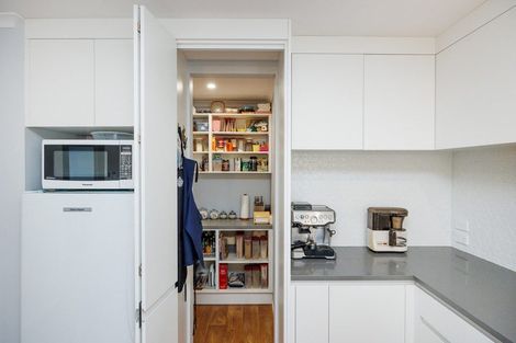 Photo of property in 136a Heretaunga Street, Palmerston North, 4414