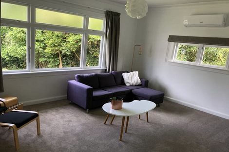 Photo of property in 12 Karina Terrace, Roslyn, Palmerston North, 4414