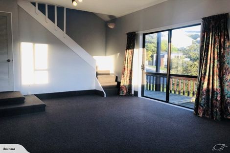 Photo of property in 25 Wingfield Place, Churton Park, Wellington, 6037