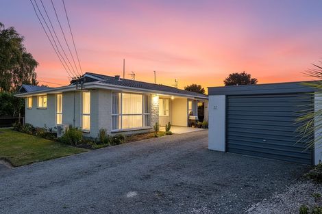 Photo of property in 1/17 Tyrone Street, Belfast, Christchurch, 8051