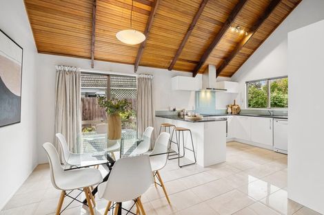 Photo of property in 4 Cullahill Street, Harewood, Christchurch, 8051