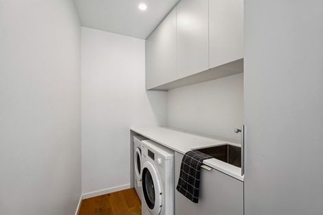 Photo of property in 19 Hackett Road, Jacks Point, Queenstown, 9371