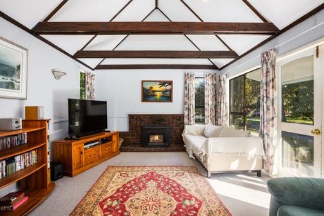 Photo of property in 28 Solander Place, Whitby, Porirua, 5024