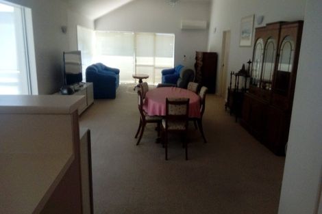 Photo of property in 6 Lakeside Villas, Whitby, Porirua, 5024