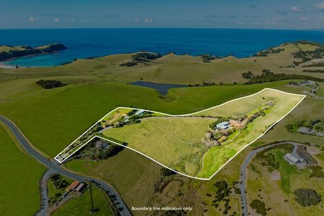 Photo of property in 408 Taiharuru Road, Taiharuru, Onerahi, 0192