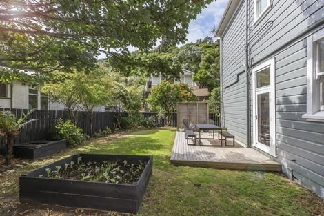 Photo of property in 326 Ohiro Road, Brooklyn, Wellington, 6021