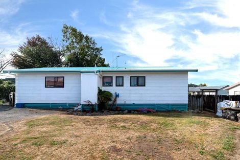Photo of property in 14 Diamond Street, Pukehangi, Rotorua, 3015