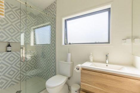 Photo of property in 69 Golf Road, Paraparaumu Beach, Paraparaumu, 5032