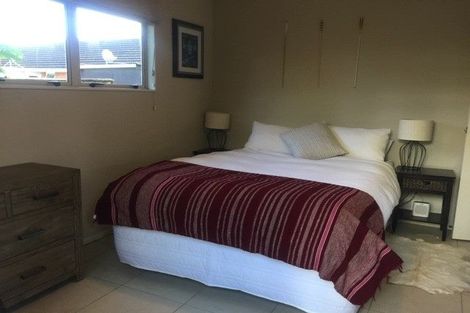 Photo of property in 4a/3 Corrella Road, Belmont, Auckland, 0622
