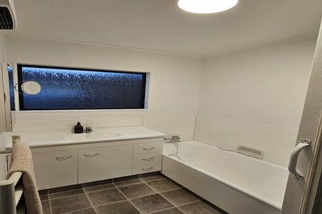 Photo of property in 4 Grant Street, Havelock North, 4130