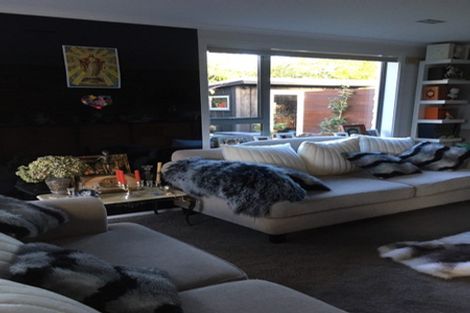 Photo of property in 52 Crofton Road, Harewood, Christchurch, 8051