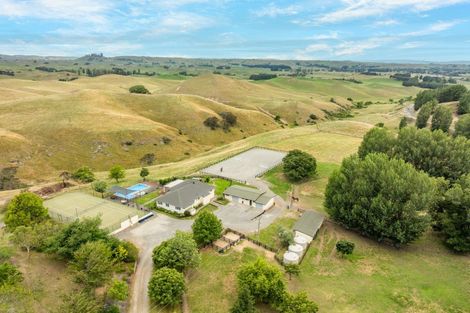 Photo of property in 1222 Taihape Road, Sherenden, Hastings, 4179