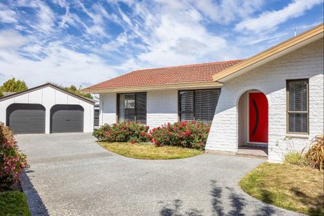 Photo of property in 57 Karnak Crescent, Russley, Christchurch, 8042