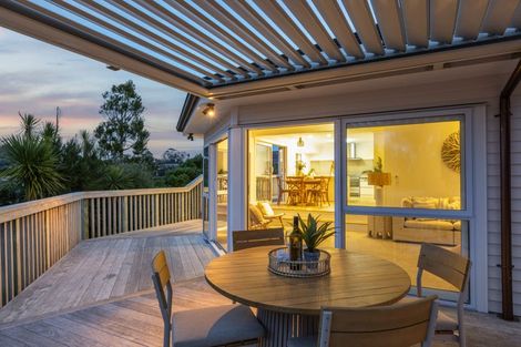 Photo of property in 70 Bay Vista Drive, Red Beach, 0932