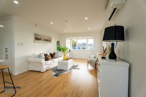 Photo of property in 96 Rosier Road, Glen Eden, Auckland, 0602