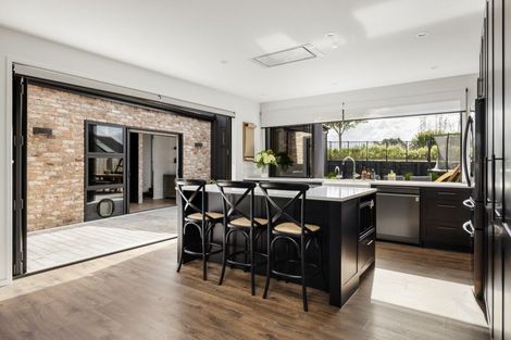 Photo of property in 1 Kiritiana Close, Pyes Pa, Tauranga, 3112