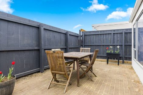 Photo of property in 1/18 Matipo Road, Te Atatu Peninsula, Auckland, 0610