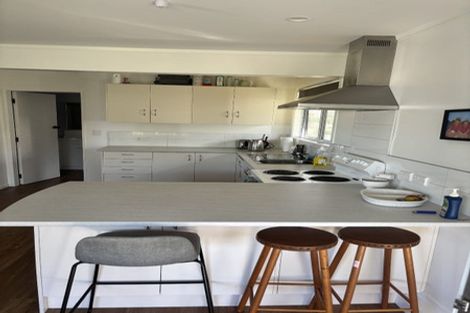 Photo of property in 10 Arahanga Grove, Maupuia, Wellington, 6022