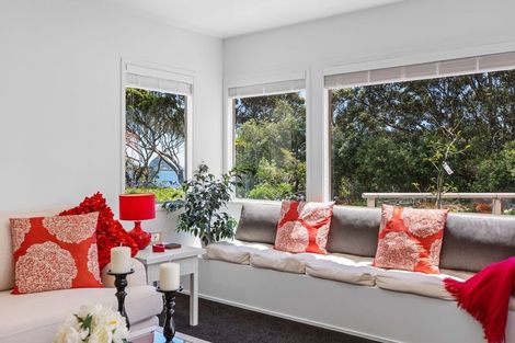 Photo of property in 3b Kawaroa Close, New Plymouth, 4310