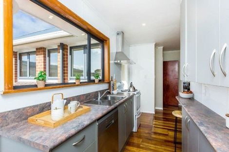 Photo of property in 63 Kashmir Avenue, Clouston Park, Upper Hutt, 5018