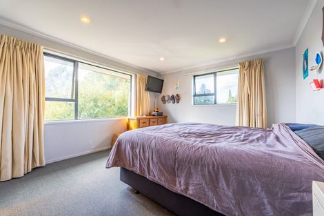 Photo of property in 30 Roseness Street, Palmerston, 9430