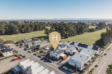 Photo of property in 6b Rawhiti Avenue, New Brighton, Christchurch, 8083