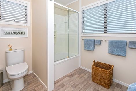 Photo of property in 225 Moana Anu Anu Avenue, Whangamata, 3620