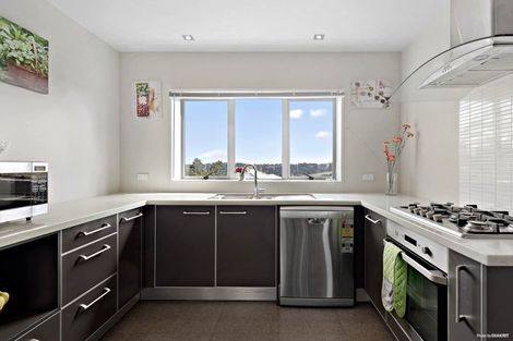 Photo of property in The Rise, 10/11 Hatfield Place, Albany Heights, Auckland, 0632