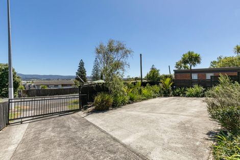 Photo of property in 261 Great North Road, Henderson, Auckland, 0612