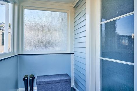 Photo of property in 10 Helen Street, Brooklyn, Wellington, 6021