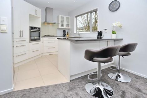 Photo of property in 94b Picton Avenue, Riccarton, Christchurch, 8011