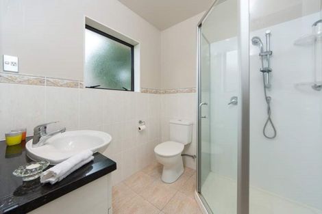 Photo of property in 31 South Kensington Way, Henderson, Auckland, 0612
