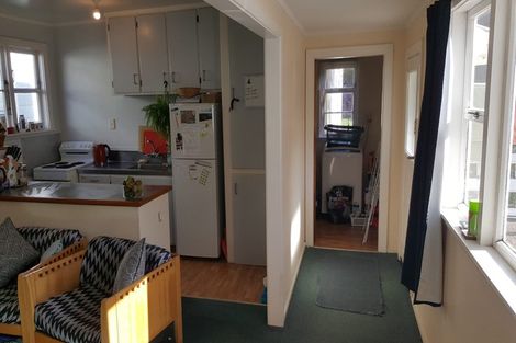 Photo of property in 186 Tasman Street, Mount Cook, Wellington, 6021