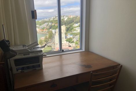Photo of property in 2f7 Oriental Terrace, Mount Victoria, Wellington, 6011