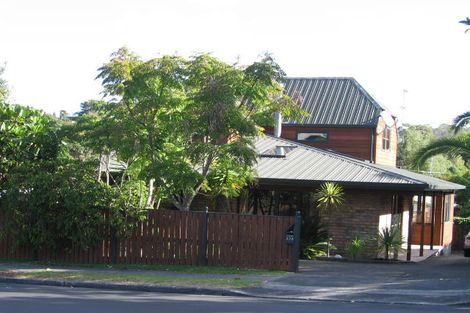Photo of property in 1/270 Beach Road, Campbells Bay, Auckland, 0630