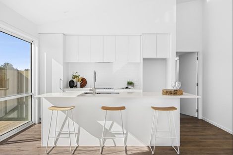 Photo of property in 16 One Haruru Street, Cambridge, 3493