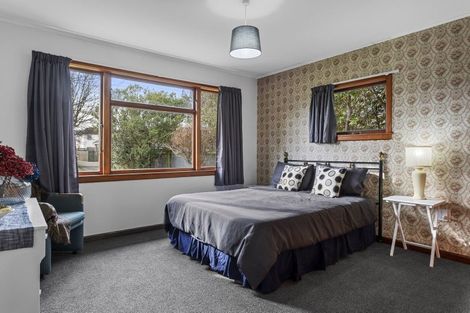 Photo of property in 17 Worthy Street, Ilam, Christchurch, 8041