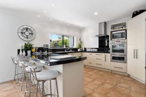 Photo of property in 19 Kotuku Place, Matua, Tauranga, 3110