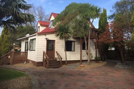 Photo of property in 40a/2 Woodglen Road, Glen Eden, Auckland, 0602