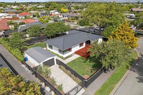 Photo of property in 17 Royleen Street, Casebrook, Christchurch, 8051