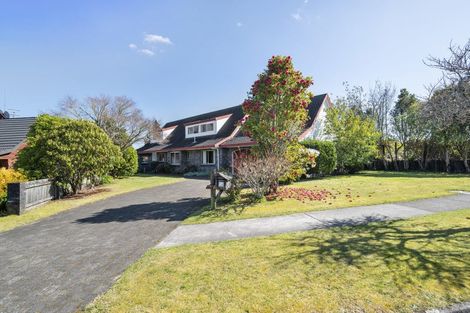 Photo of property in 14 Walford Drive, Lynmore, Rotorua, 3010