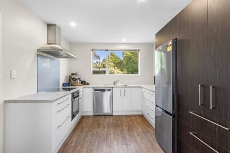 Photo of property in 310 Memorial Avenue, Burnside, Christchurch, 8053