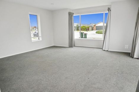 Photo of property in 6 Highworth Crescent, Rolleston, 7615