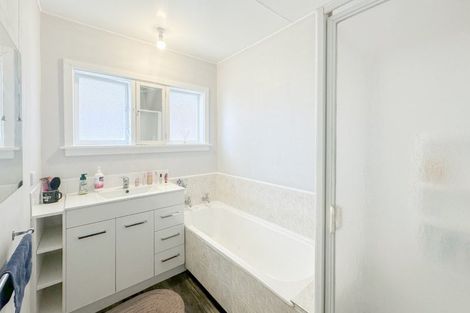 Photo of property in 334 Blenheim Road, Upper Riccarton, Christchurch, 8041