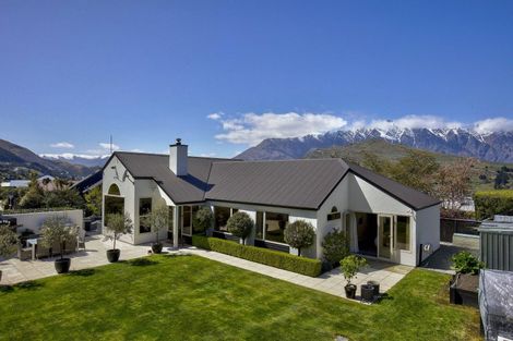 Photo of property in 66 Hensman Road, Queenstown, 9300