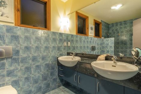Photo of property in 2 La Cumbre Close, Bethlehem, Tauranga, 3110